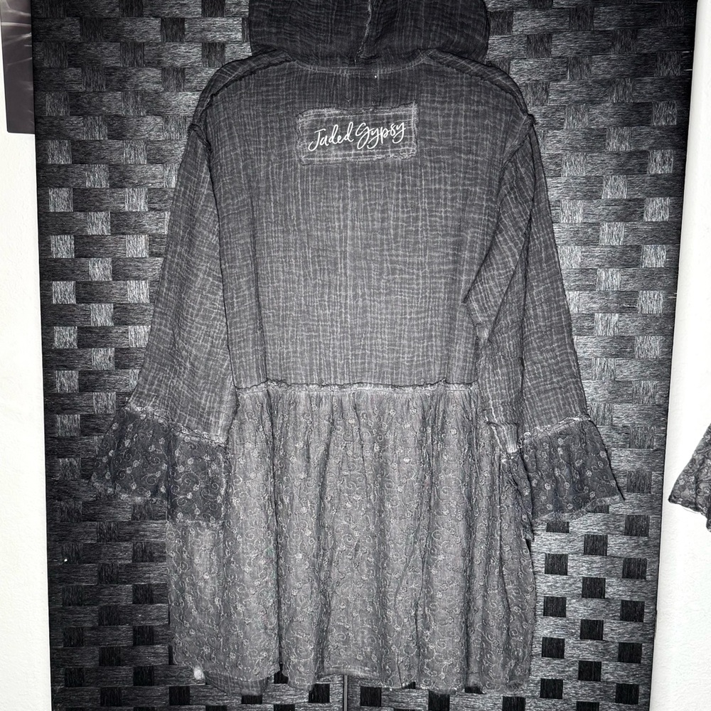 JADED GYPSY Elysia Weekend Hooded gauze and lace distressed wash tunic duster - Picture 4 of 8